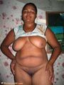    Chica JOSEFA   
