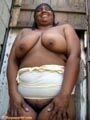    Chica HAMILIKA   
